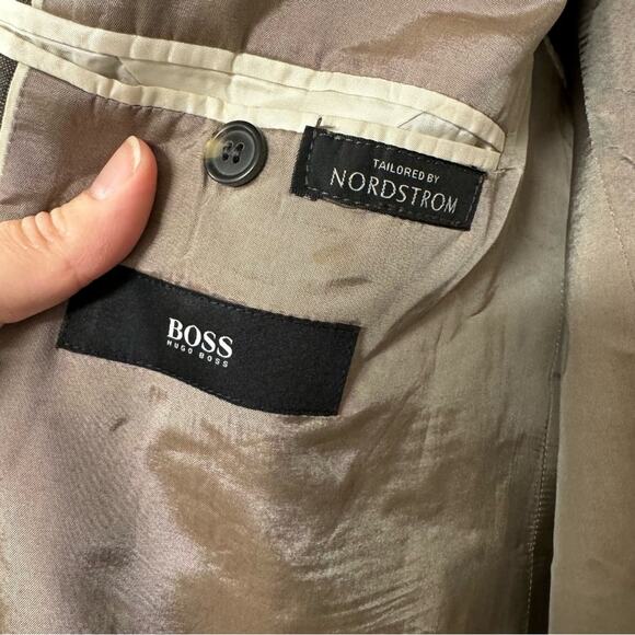 Boss Hugo Boss Brown Mens 2 Button Closure Blazer Suit Jacket Mens 46R Career - Picture 8 of 13